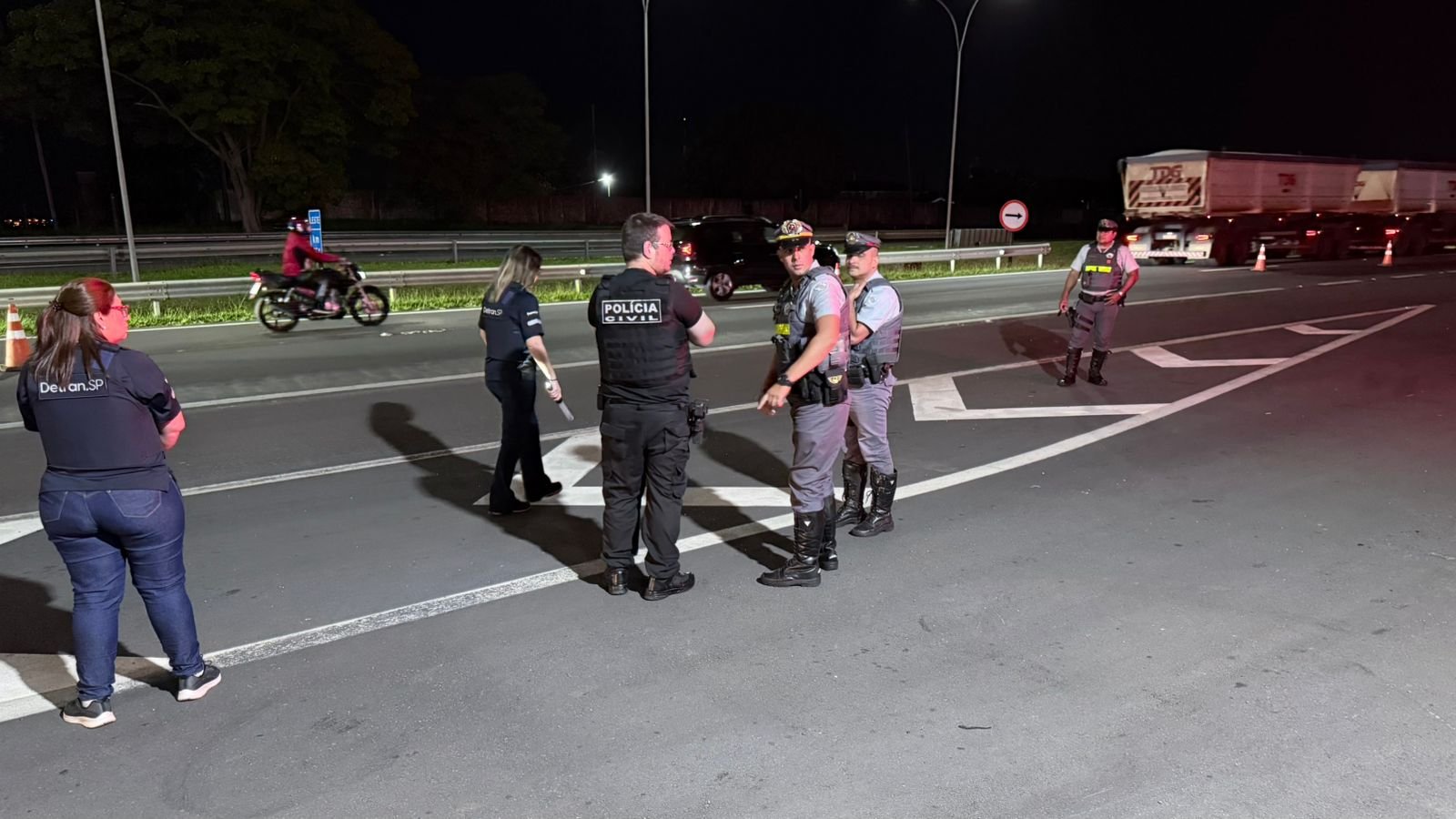 Fiscalização intensa na Marechal Rondon resulta em 694 testes do bafômetro e 33 autuações em Botucatu