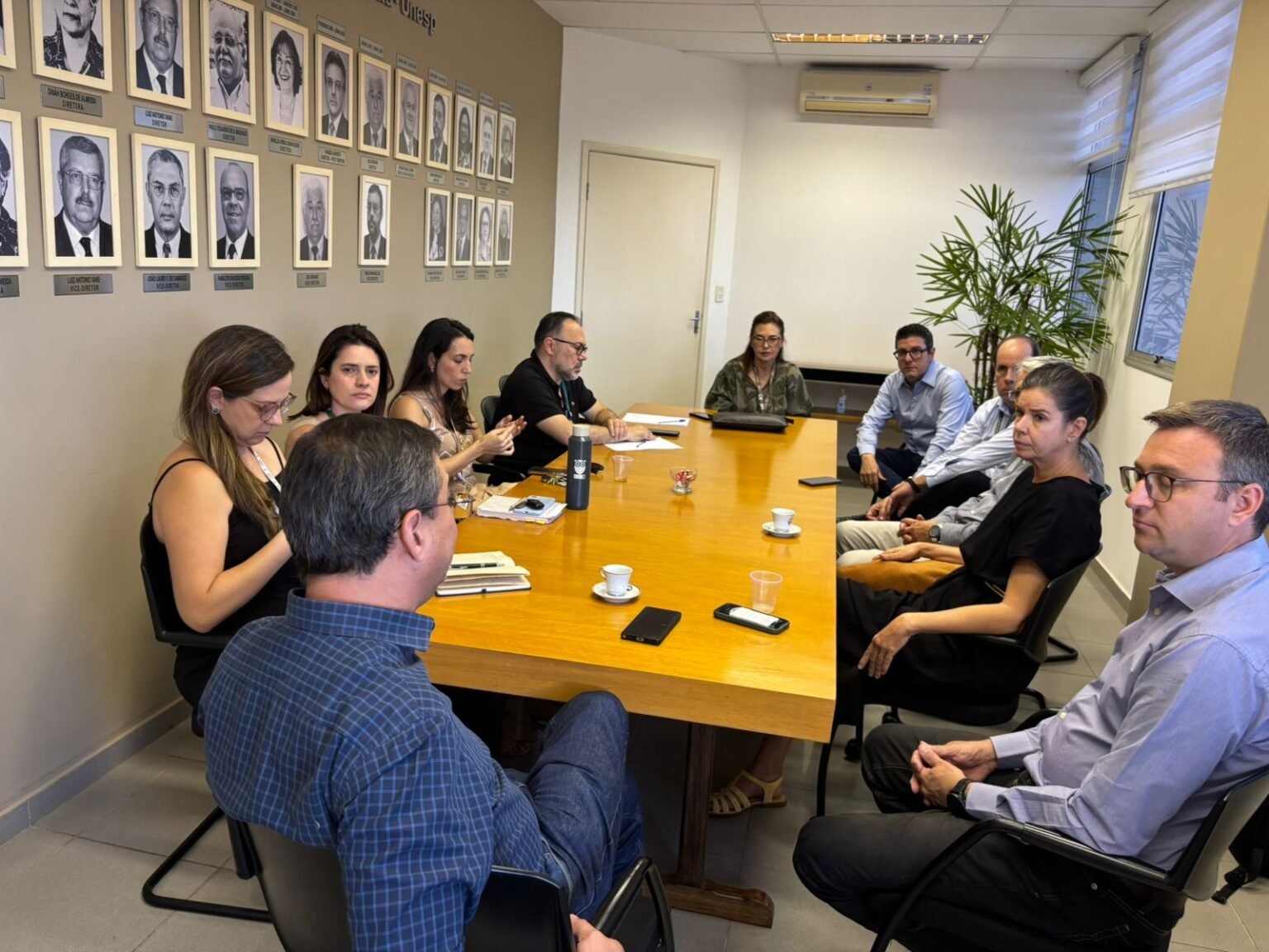 Unesp adotará sistema drive-thru para reforçar vacinação em massa contra a dengue em Botucatu
