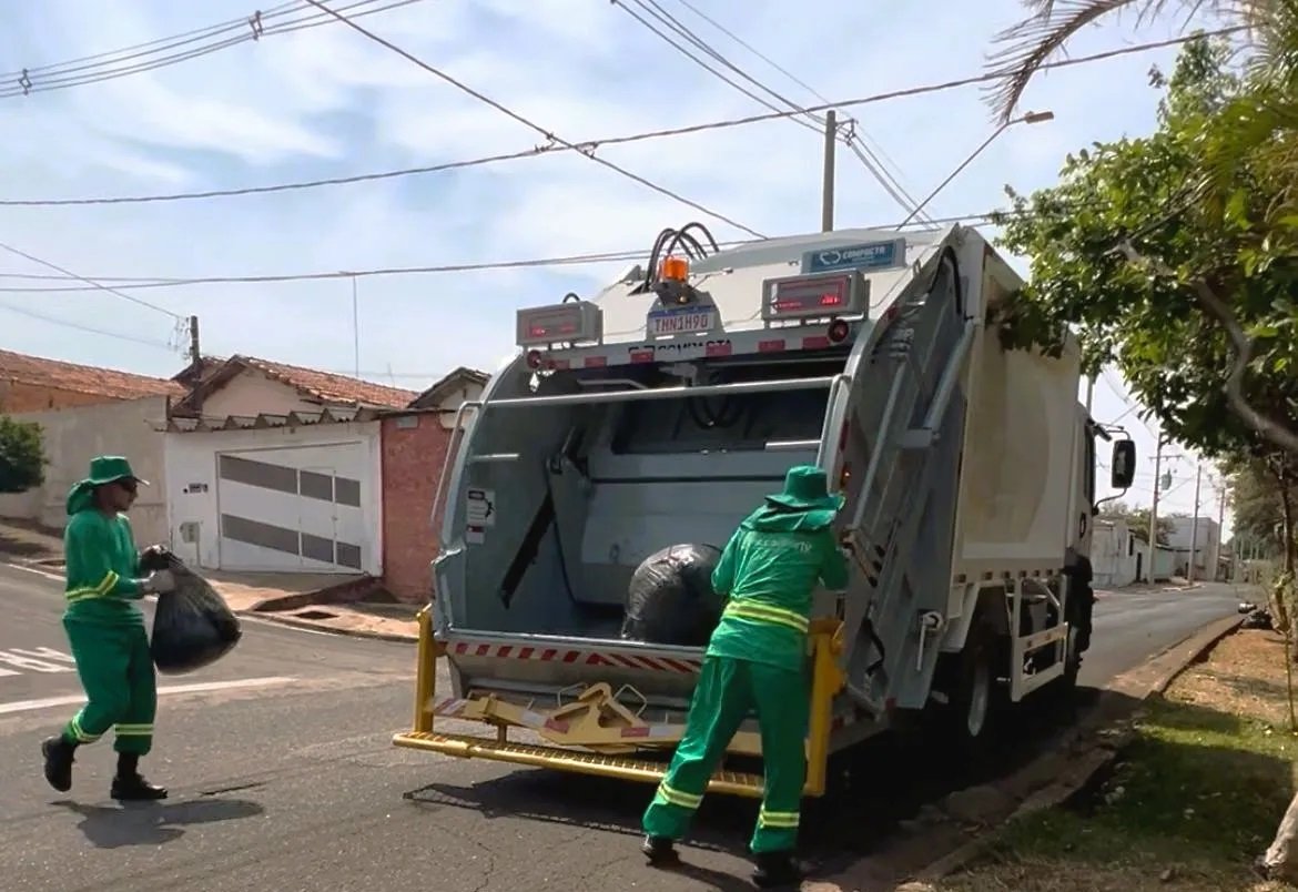 Coleta de lixo noturna será antecipada em Botucatu nos dias 24 e 31 de dezembro